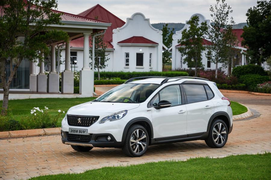  Peugeot 2008 GT Line 2017 года  (ZA) (фото 24 из 40)